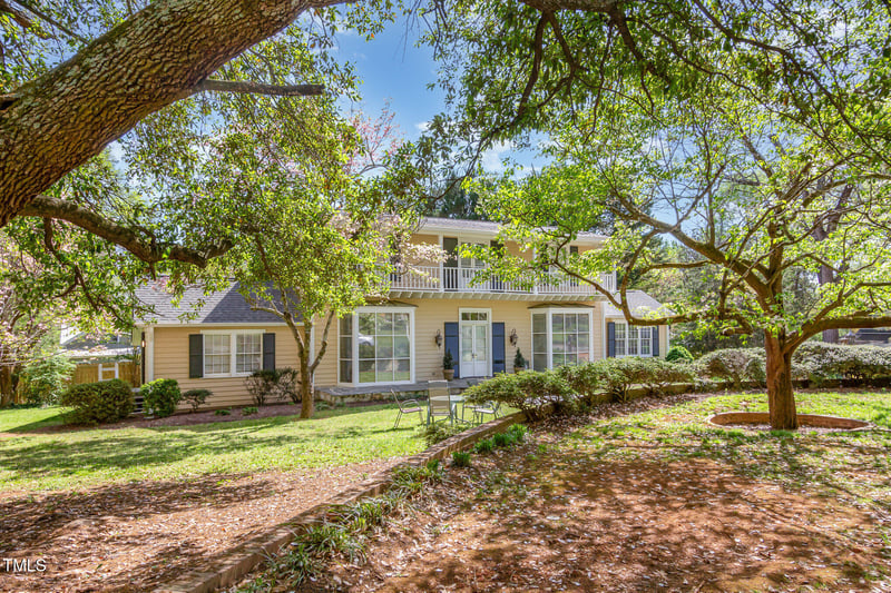 110 Orange St, Hillsborough, NC 27278