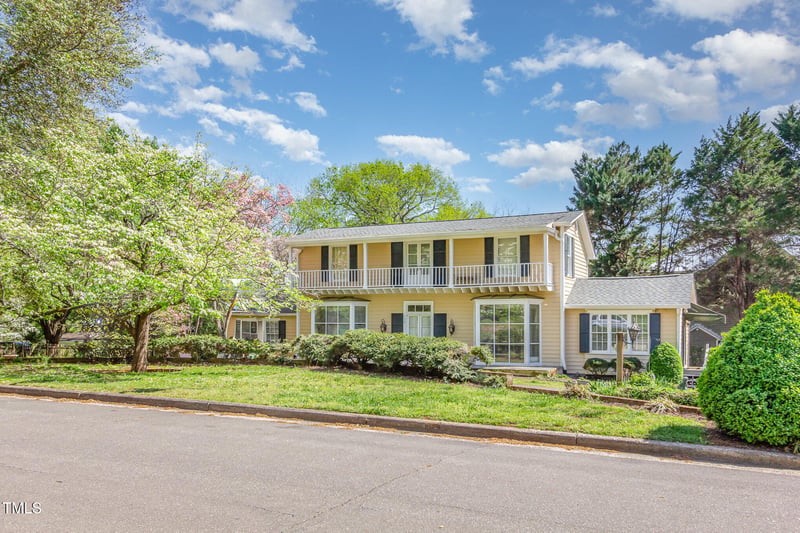 110 Orange St, Hillsborough, NC 27278