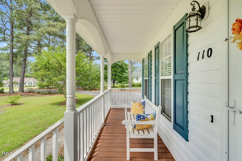 110 Phyllis Dr, Benson, NC 27504