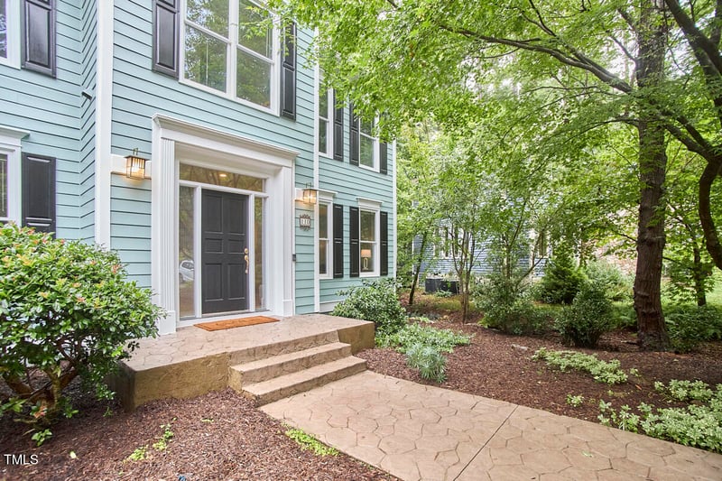 110 Pinchot Ln, Chapel Hill, NC 27514
