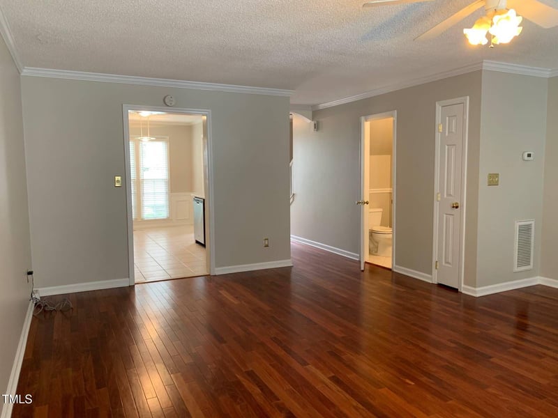 110 Planetree Ln, Cary, NC 27511