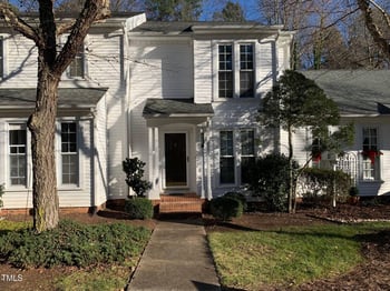 110 Planetree Ln, Cary, NC 27511