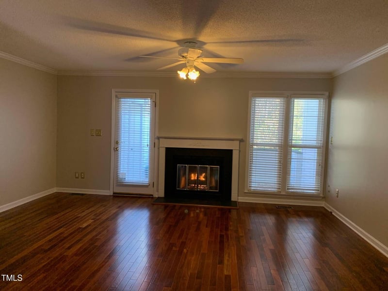 110 Planetree Ln, Cary, NC 27511