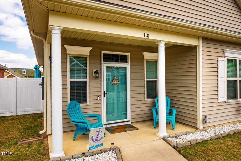 110 Plott Hound Dr, Clayton, NC 27520