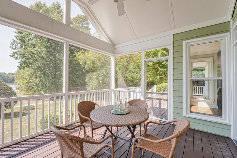 110 Poplar Branch Ln, Cary, NC 27519