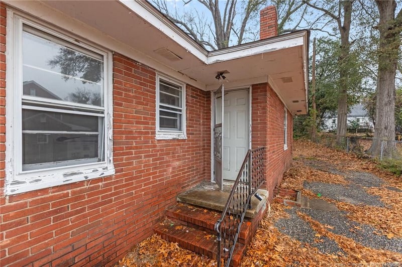 110 Quincy St, Fayetteville, NC 28301