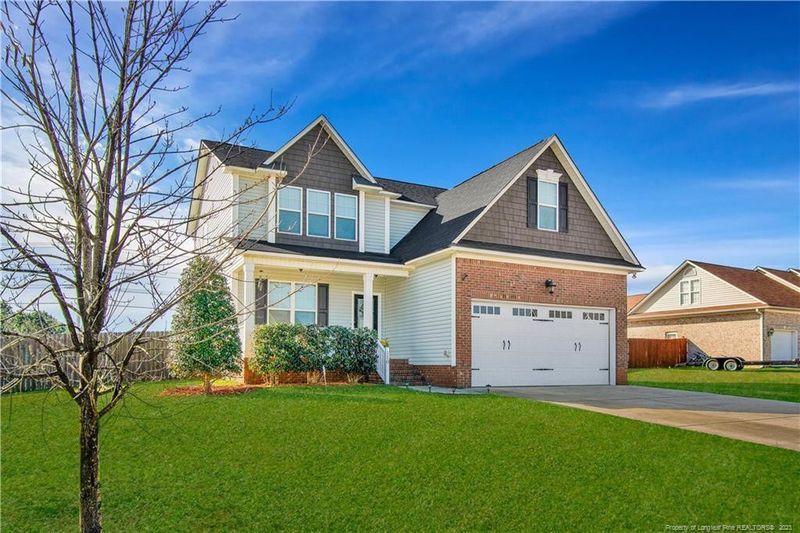 110 Silverthorne Dr, Sanford, NC 27332