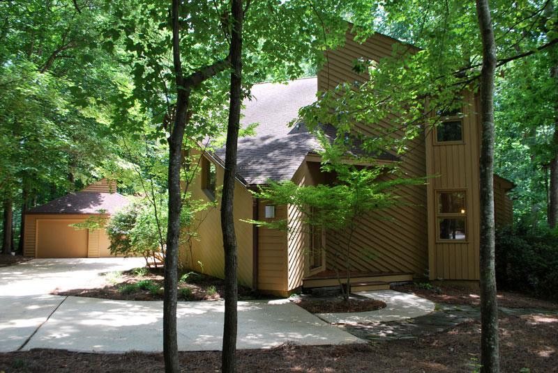 110 Silverwood Ln, Cary, NC 27518