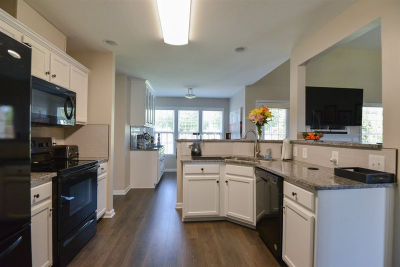110 Snowberry Ln, Smithfield, NC 27577
