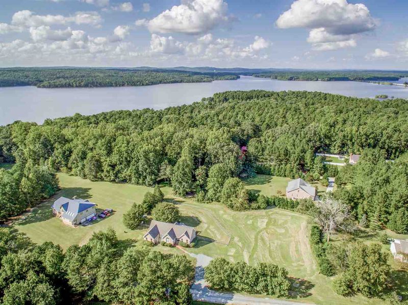 110 Stone Point Ln, Apex, NC 27502