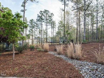 110 Streamside Dr, Sanford, NC 27330
