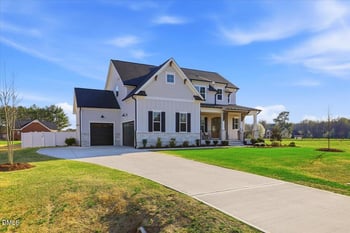 110 Summerlin Dr, Clayton, NC 27527