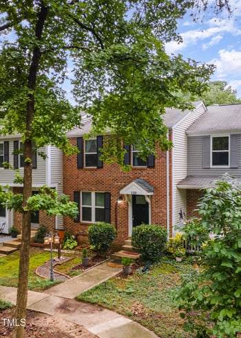 110 Taylors Pond Dr, Cary, NC 27511