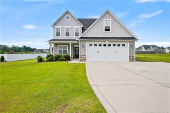110 Thunder Valley Dr, Lillington, NC 27546