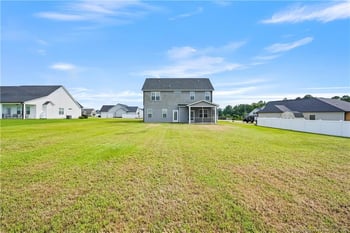 110 Thunder Valley Dr, Lillington, NC 27546
