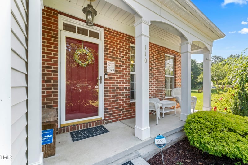 110 Vail Ct, Morrisville, NC 27560