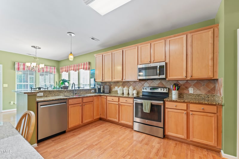 110 Vail Ct, Morrisville, NC 27560