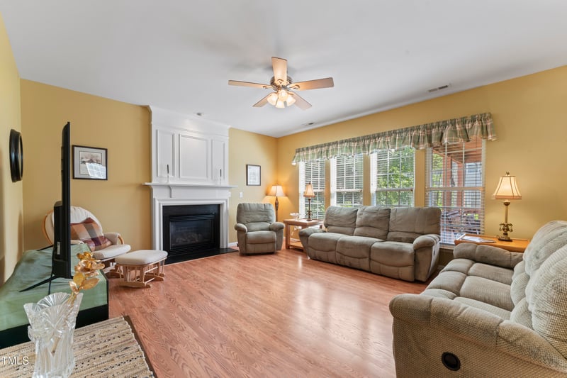110 Vail Ct, Morrisville, NC 27560