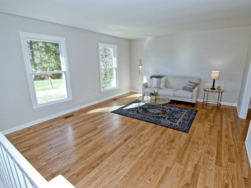 110 Vantage Ct, Durham, NC 27712