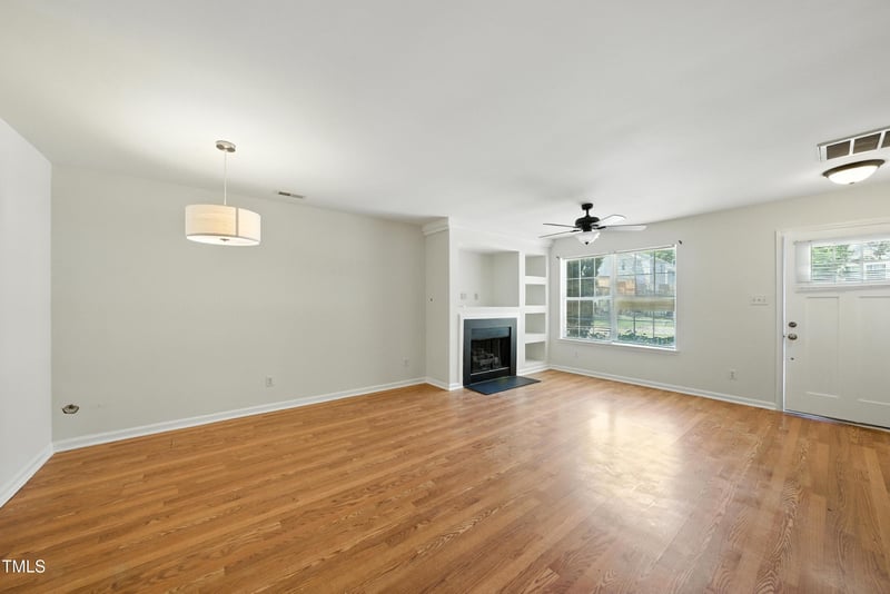 110 Virens Dr, Cary, NC 27511