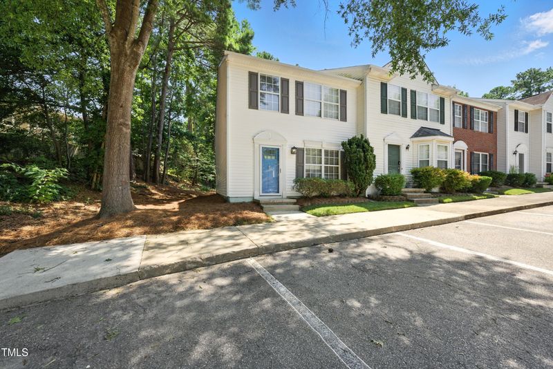 110 Virens Dr, Cary, NC 27511
