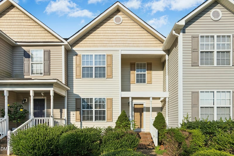 110 Walford Pk, Clayton, NC 27520