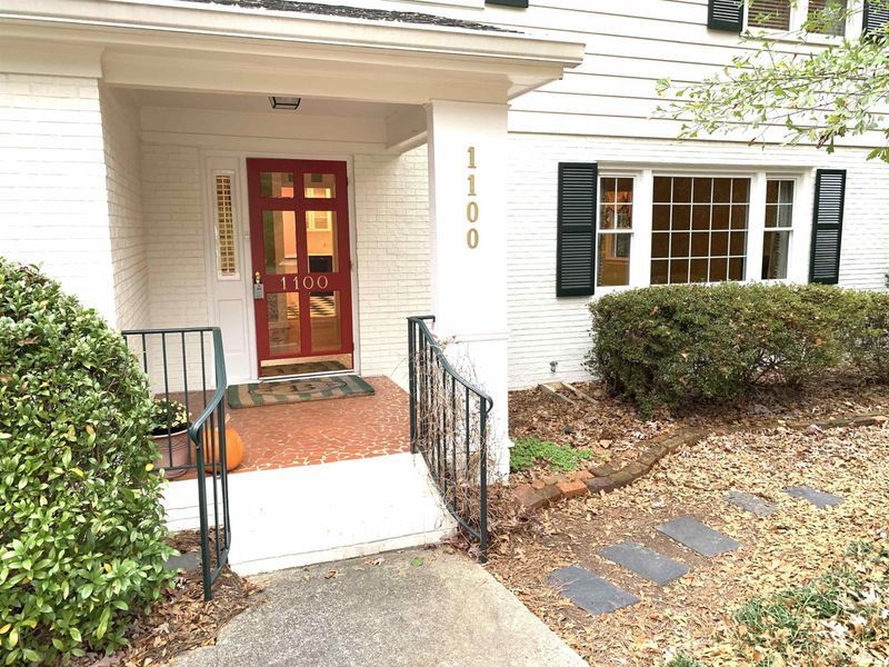 1100 Bancroft St, Raleigh, NC 27612
