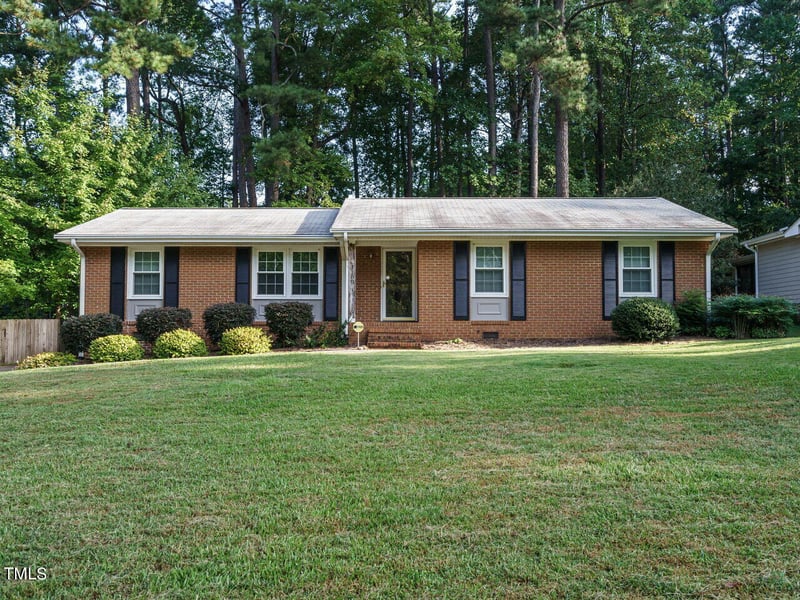 1100 Brucemont Dr, Garner, NC 27529