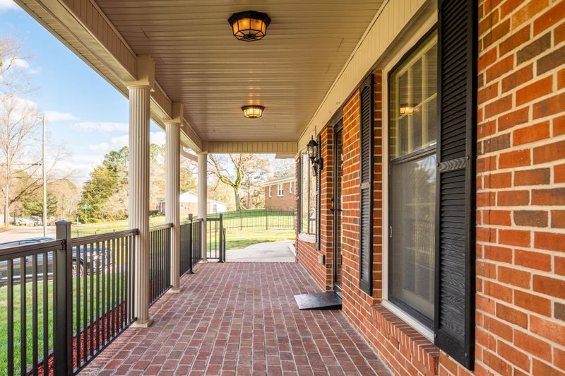 1100 Carlisle St, Raleigh, NC 27610