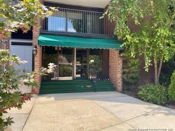 1100 Clarendon St #206, Fayetteville, NC 28305