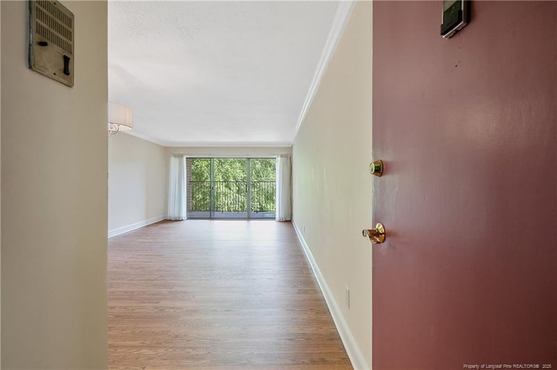 1100 Clarendon St #303, Fayetteville, NC 28305