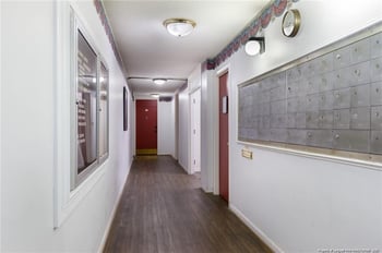 1100 Clarendon St #402, Fayetteville, NC 28305