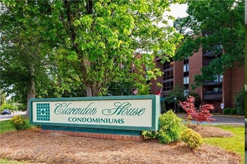 1100 Clarendon St #407, Fayetteville, NC 28305