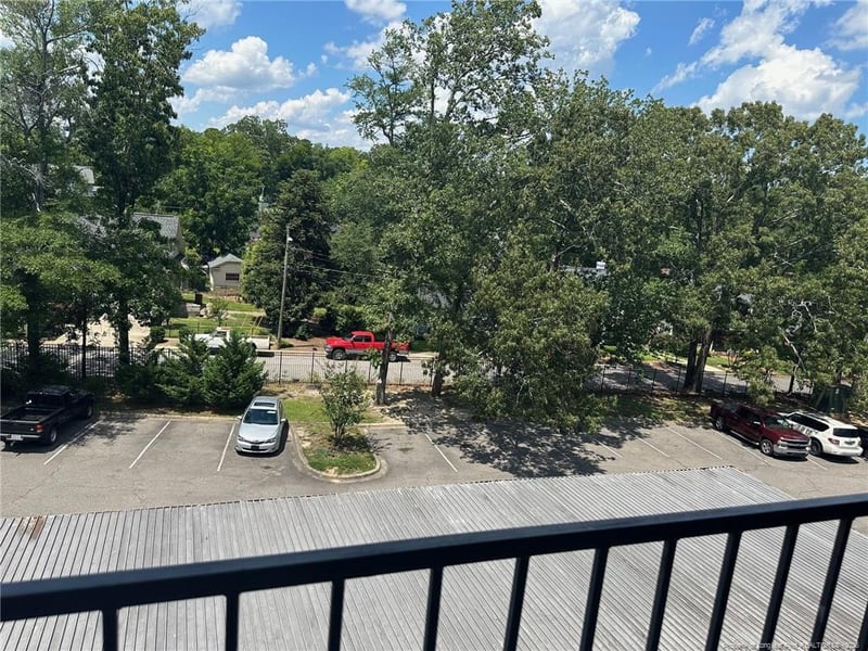1100 Clarendon St #408, Fayetteville, NC 28305