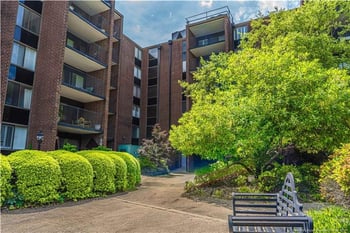 1100 Clarendon St #504, Fayetteville, NC 28305