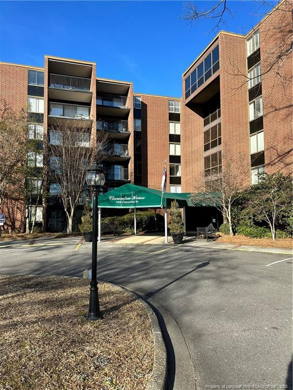 1100 Clarendon St #510, Fayetteville, NC 28305