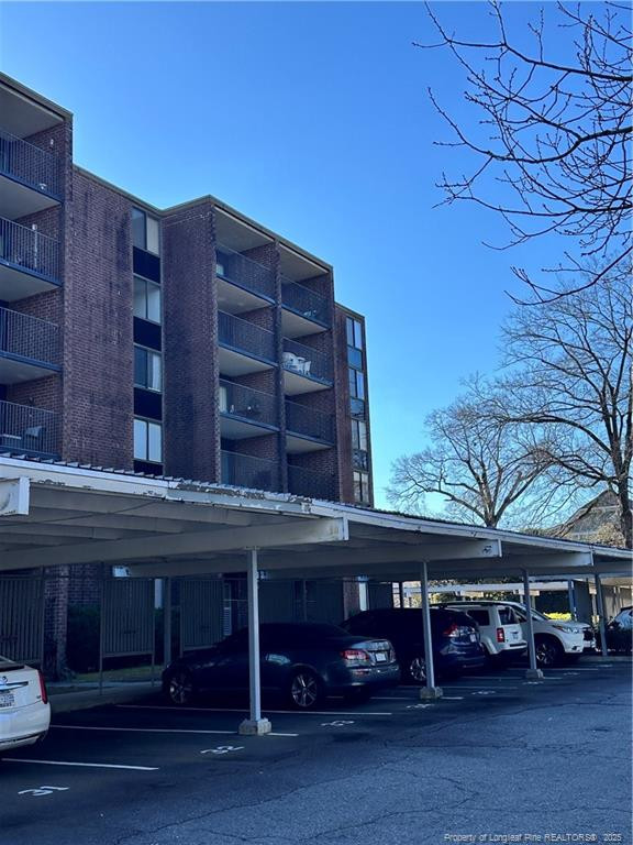 1100 Clarendon St #510, Fayetteville, NC 28305