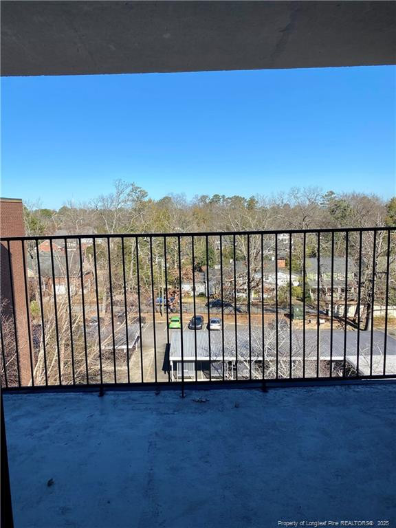 1100 Clarendon St #601, Fayetteville, NC 28305