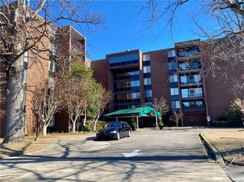 1100 Clarendon St #601, Fayetteville, NC 28305