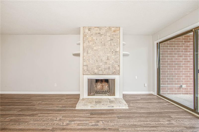 1100 Clarendon St #602, Fayetteville, NC 28305