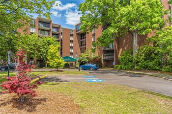1100 Clarendon St, Fayetteville, NC 28305