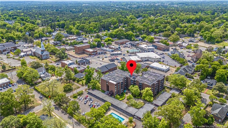 1100 Clarendon St #606, Fayetteville, NC 28305