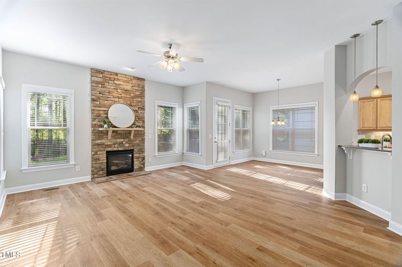 1100 Dotson Way, Apex, NC 27523