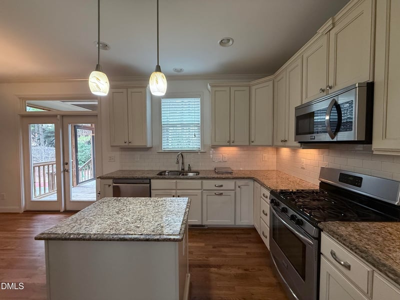 1100 Shasta Daisy Dr, Wake Forest, NC 27587