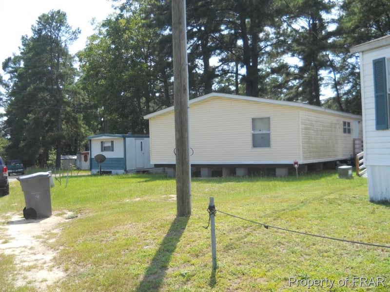 1100 Sleepy Hollow Dr, Fayetteville, NC 28311