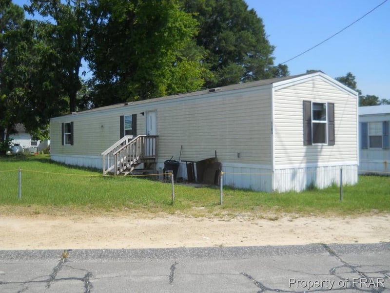 1100 Sleepy Hollow Dr, Fayetteville, NC 28311