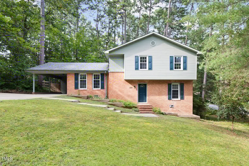 1100 Stonehedge Ave, Durham, NC 27707