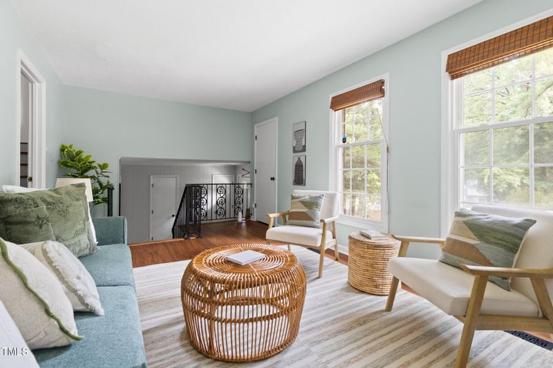 1100 Stonehedge Ave, Durham, NC 27707