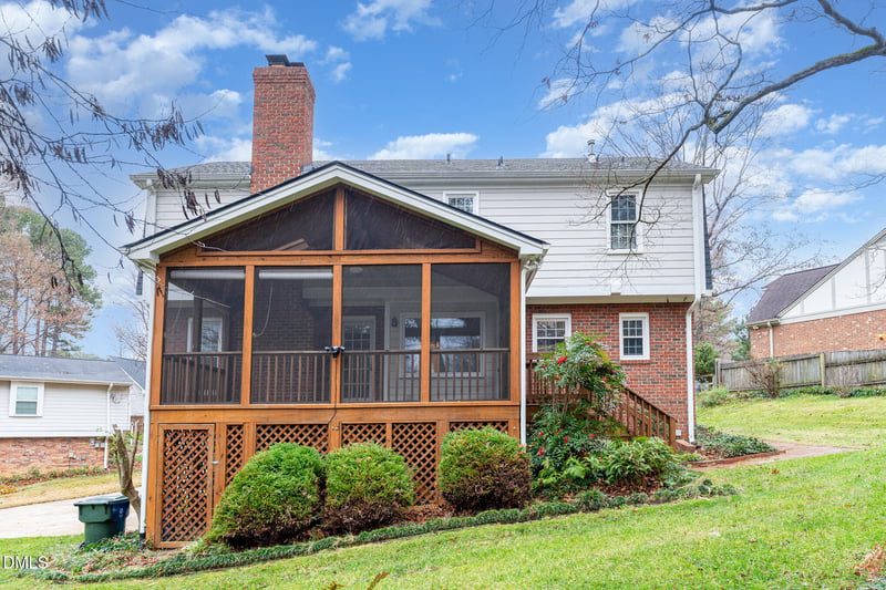 1100 Sudbury Ct, Raleigh, NC 27609