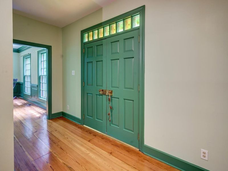 1100 Trails End Rd, Durham, NC 27712